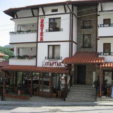 Spartak Family Hotel 斯莫梁 外观 照片