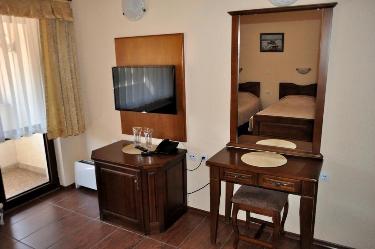 Spartak Family Hotel 斯莫梁 外观 照片