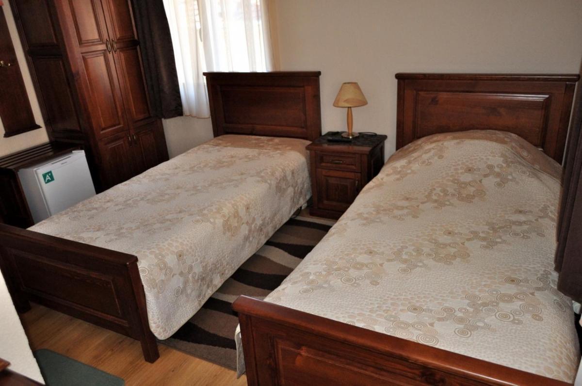 Spartak Family Hotel 斯莫梁 外观 照片