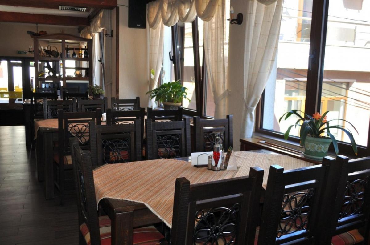 Spartak Family Hotel 斯莫梁 外观 照片