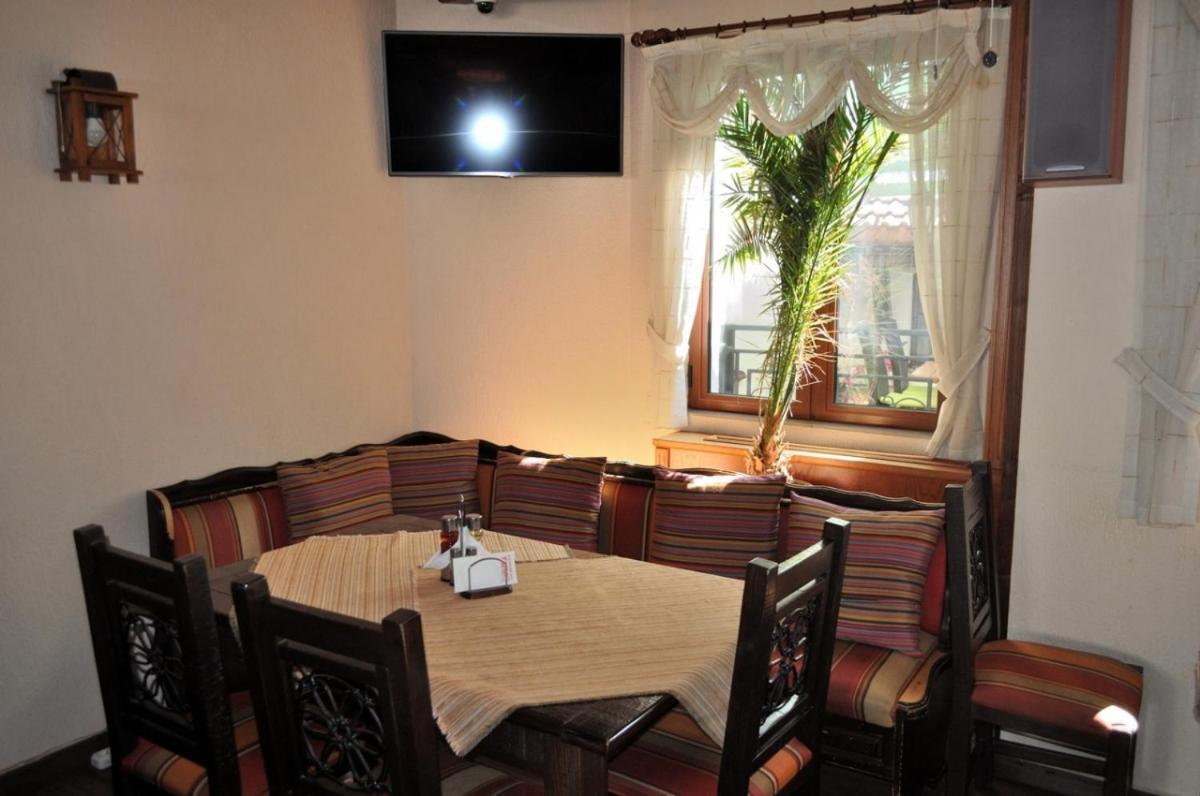 Spartak Family Hotel 斯莫梁 外观 照片