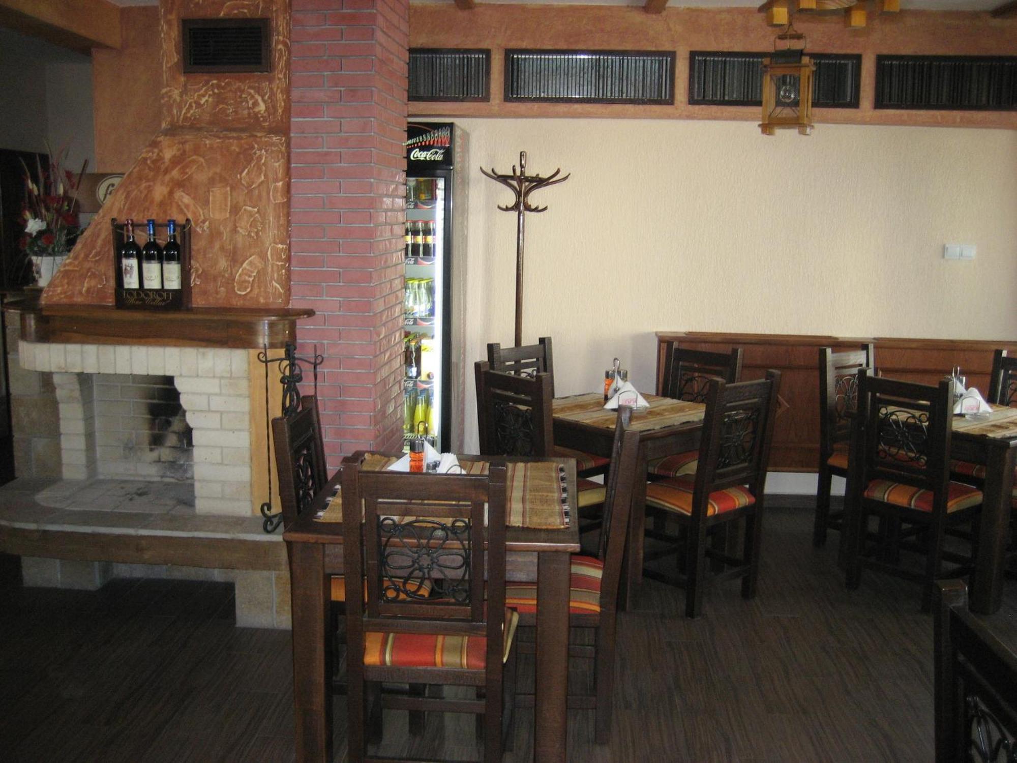 Spartak Family Hotel 斯莫梁 外观 照片