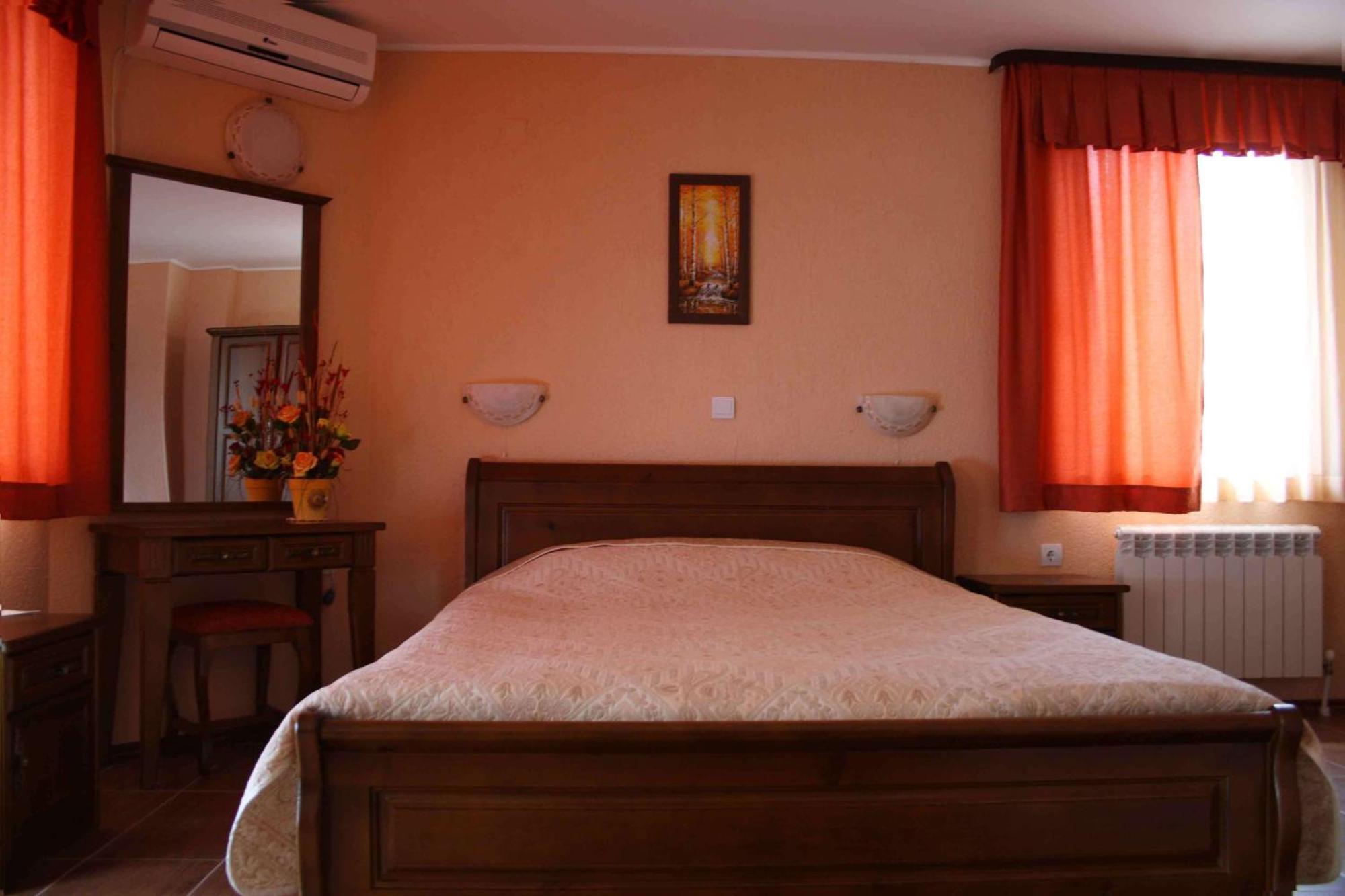 Spartak Family Hotel 斯莫梁 客房 照片